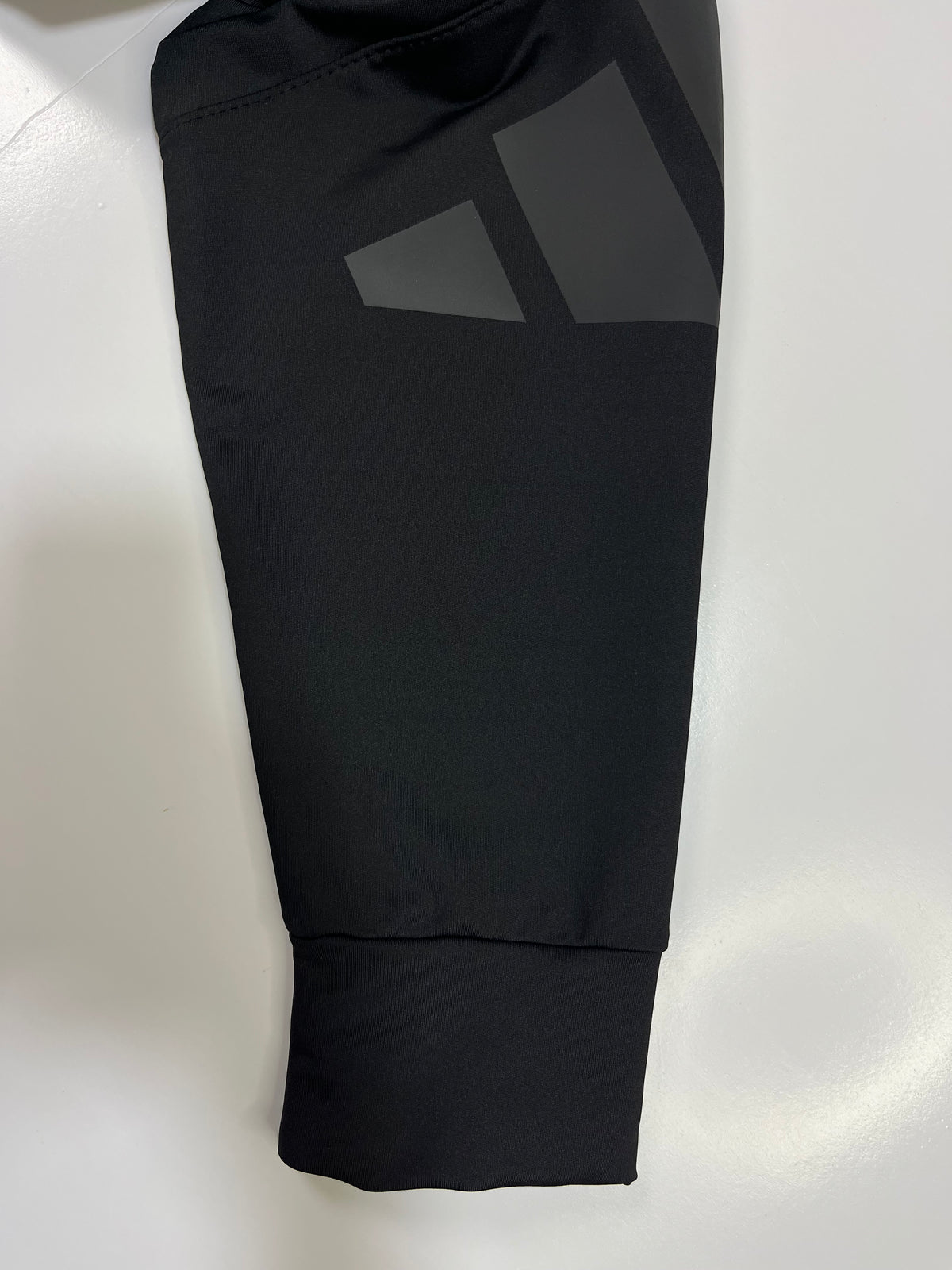 BUZO ADIDAS