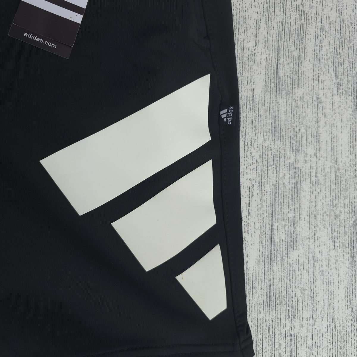 SHORT ADIDAS / HOMBRE