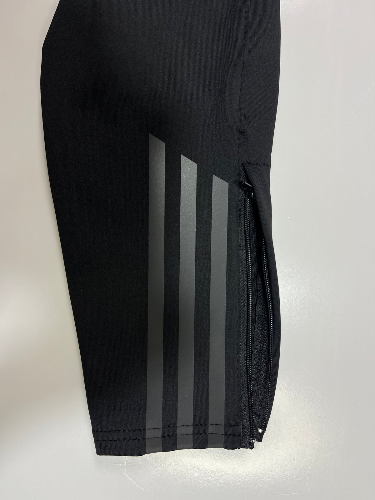 BUZO ADIDAS