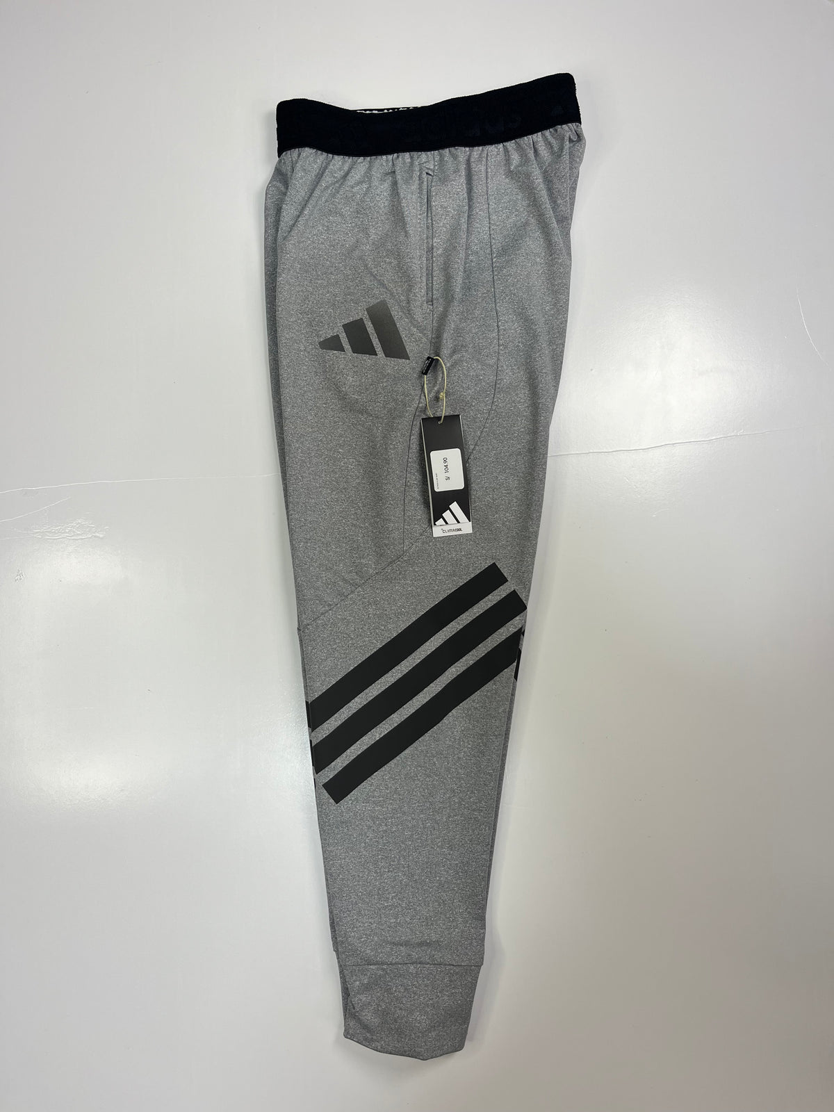 BUZO ADIDAS
