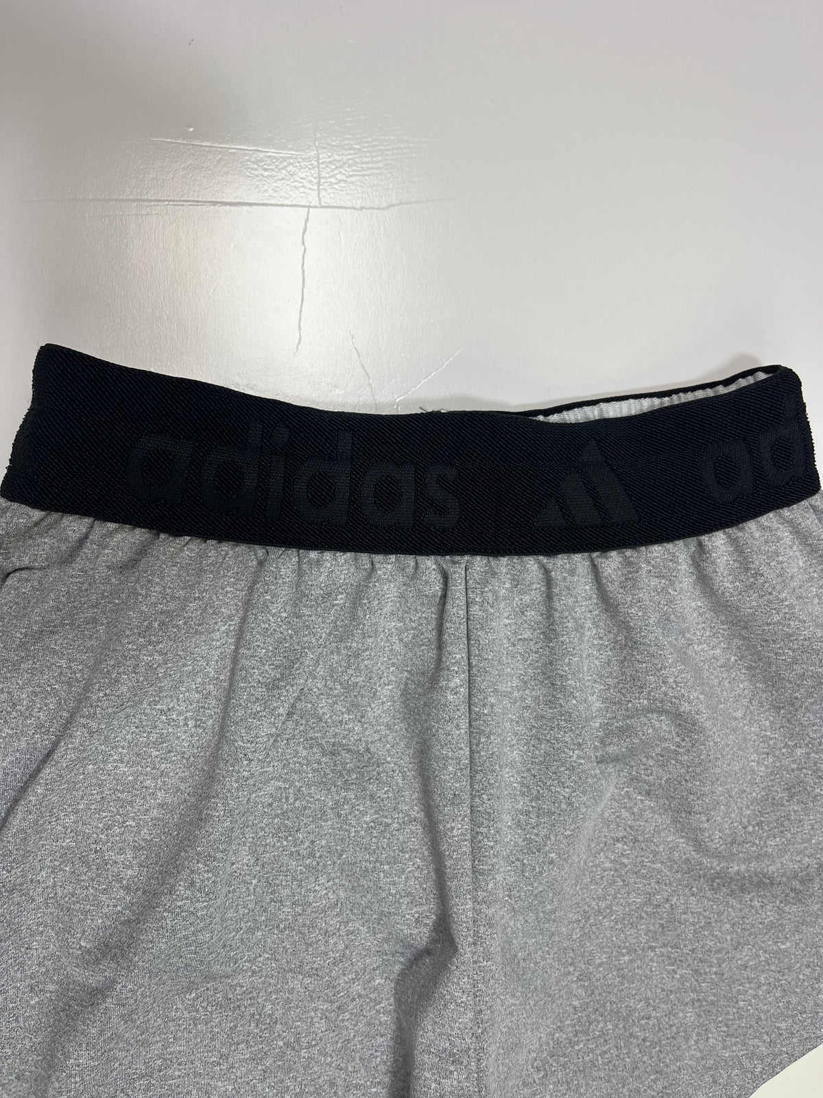 BUZO ADIDAS