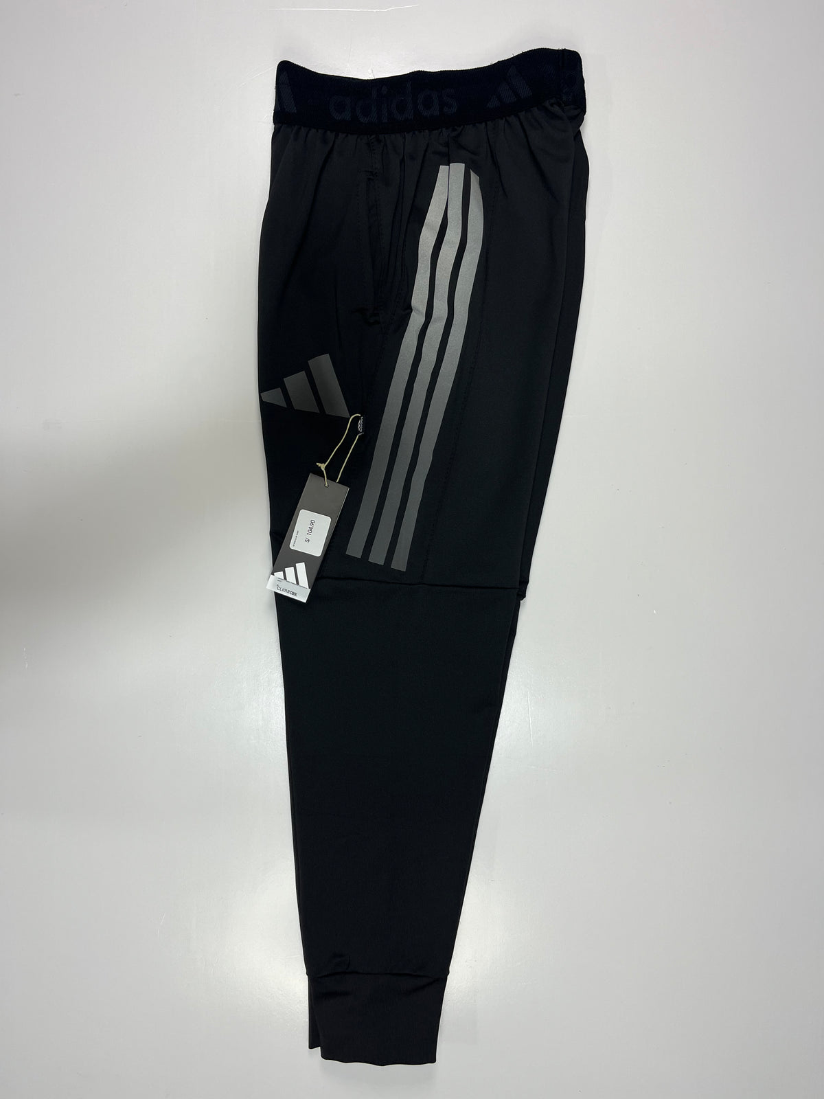 BUZO ADIDAS