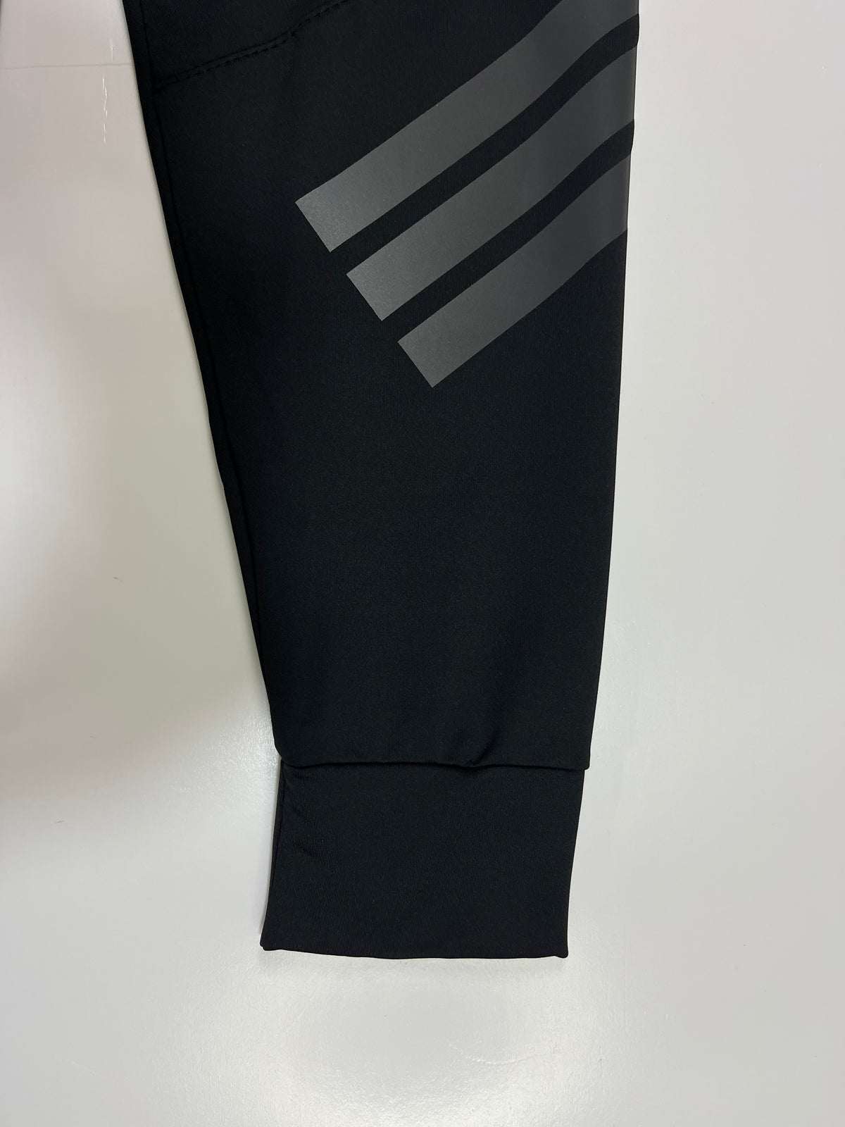 BUZO ADIDAS