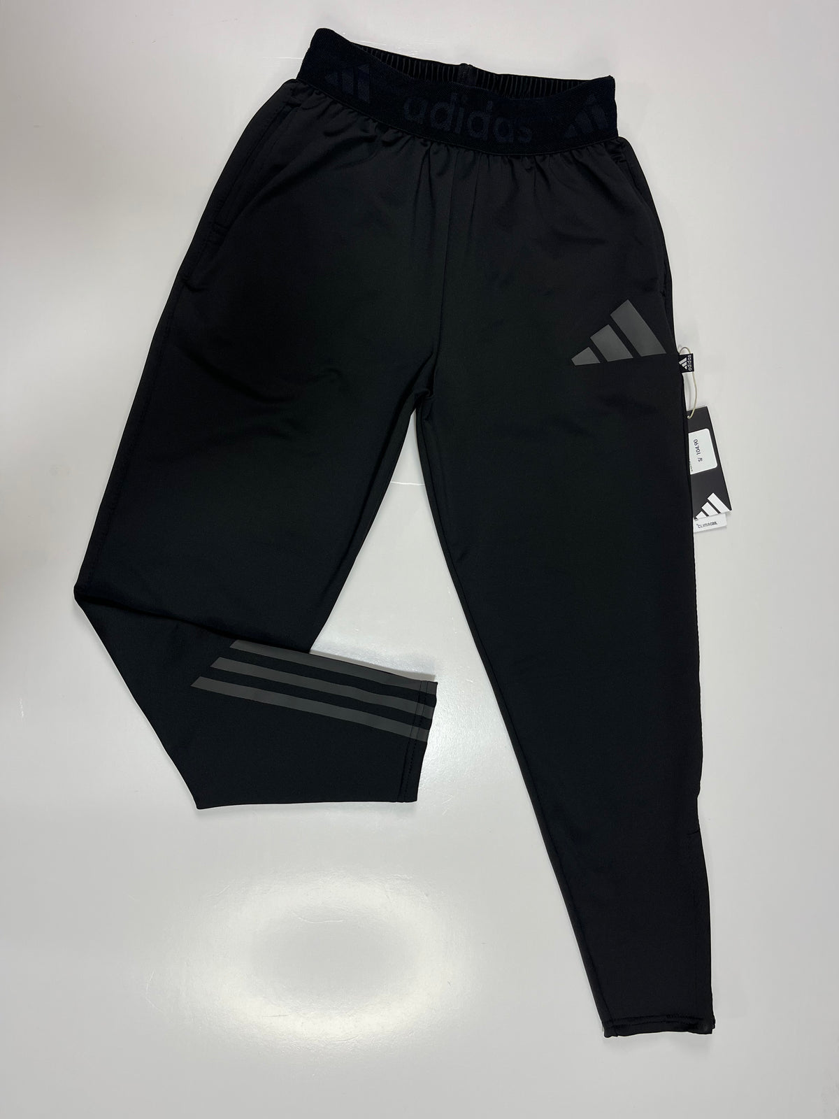 BUZO ADIDAS