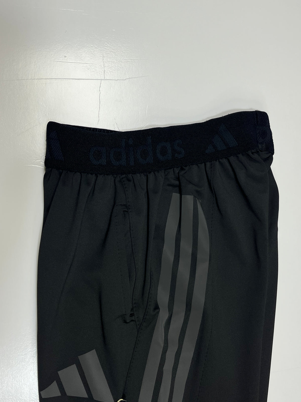 BUZO ADIDAS