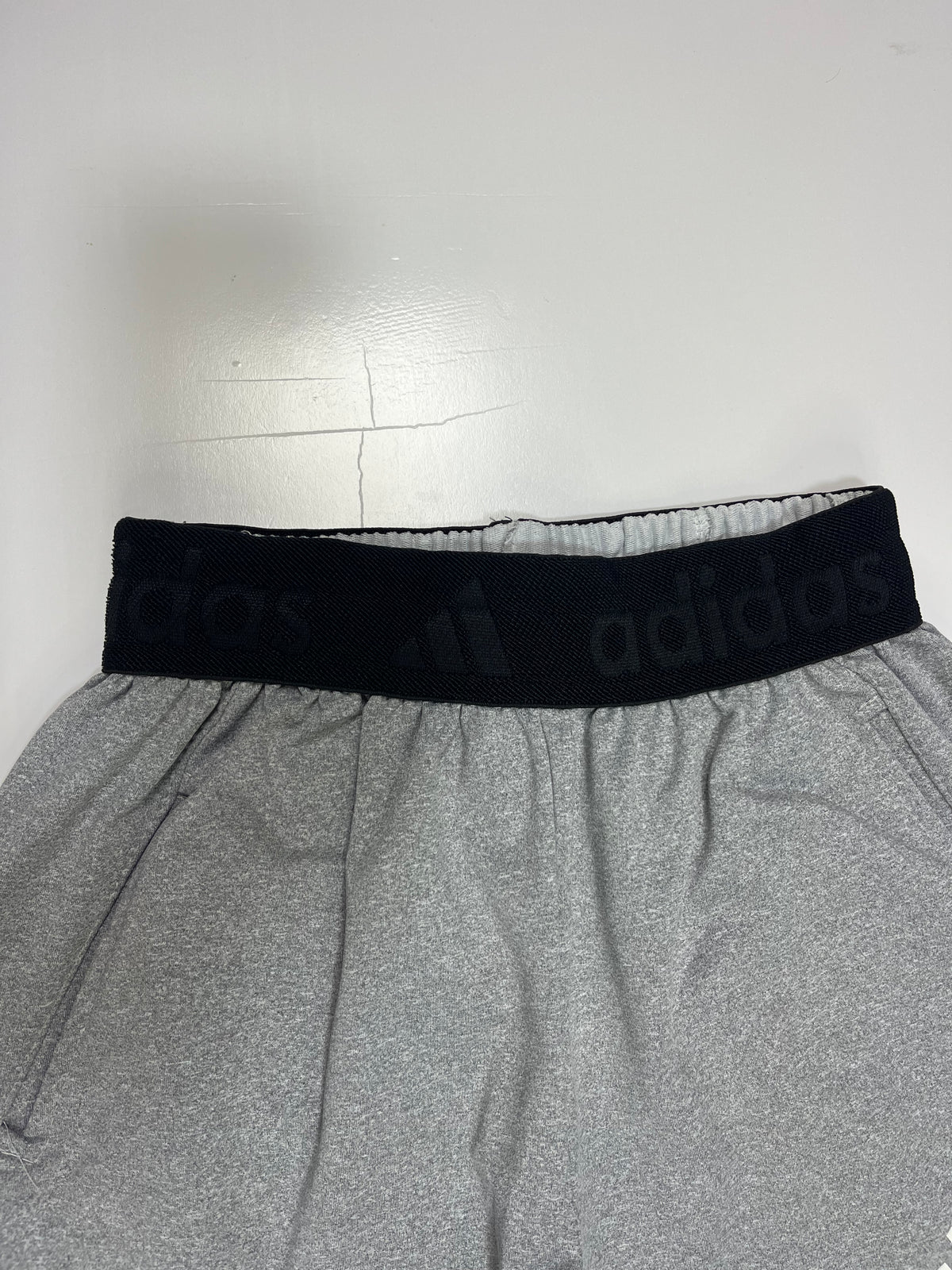 BUZO ADIDAS