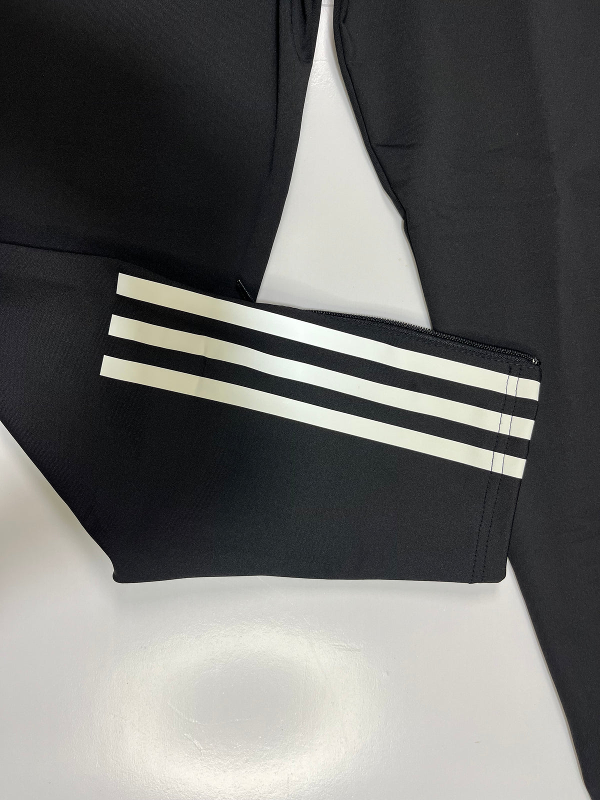BUZO ADIDAS