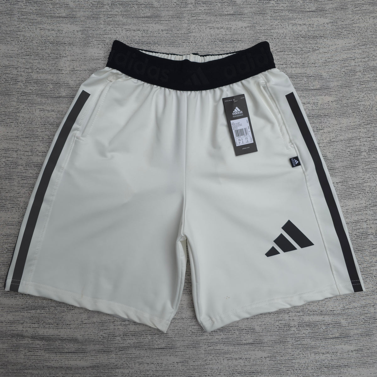 SHORT ADIDAS / HOMBRE
