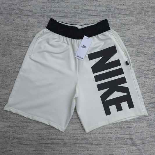 SHORT NIKE / HOMBRE