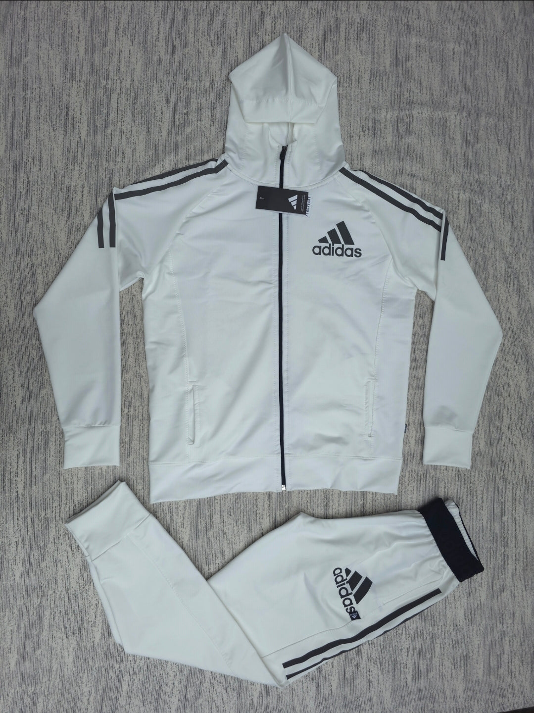 CONJUNTO ADIDAS / HOMBRE