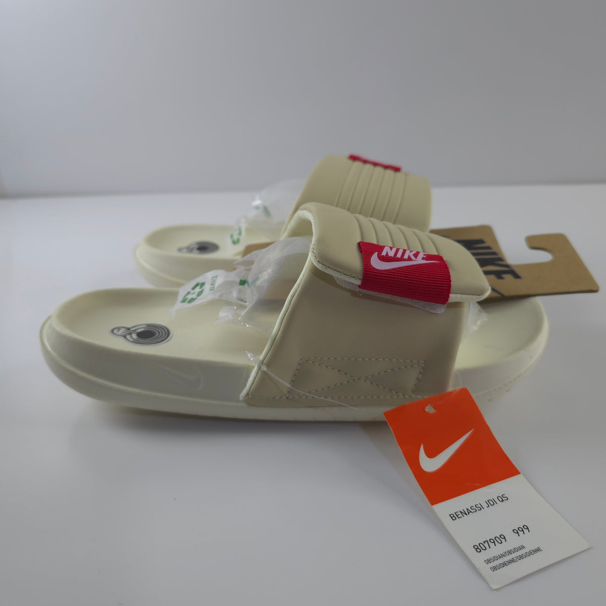 SANDALIAS NIKE  OFFCOURT ADJUST
