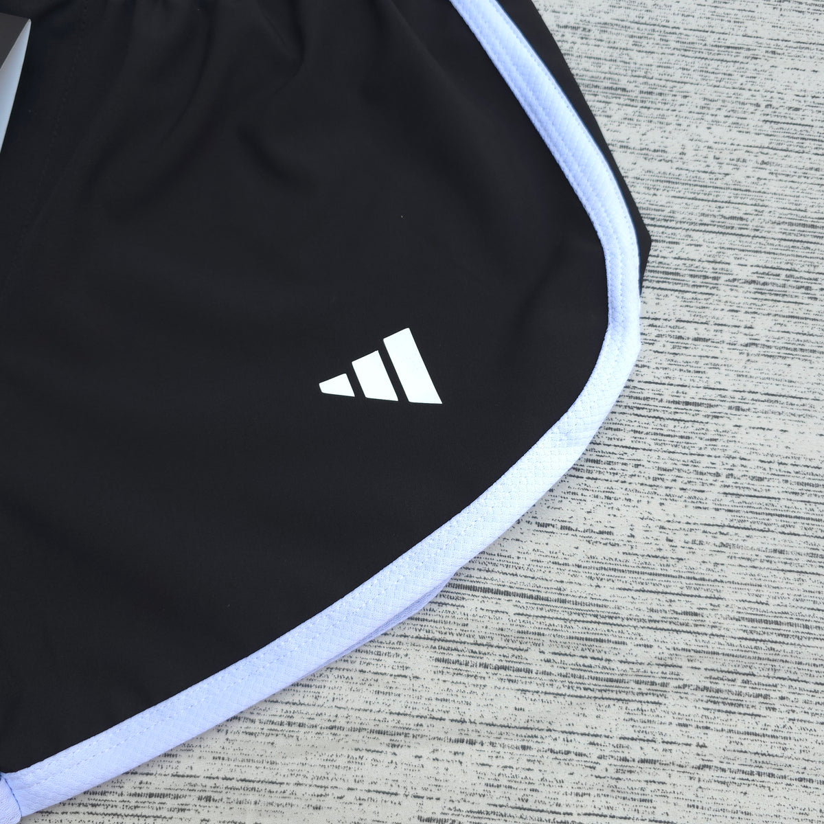 SHORT RUNNING / ADIDAS / DAMA