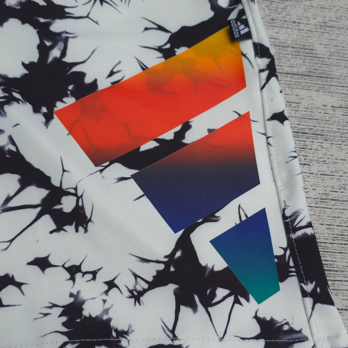 SHORT ADIDAS / HOMBRE