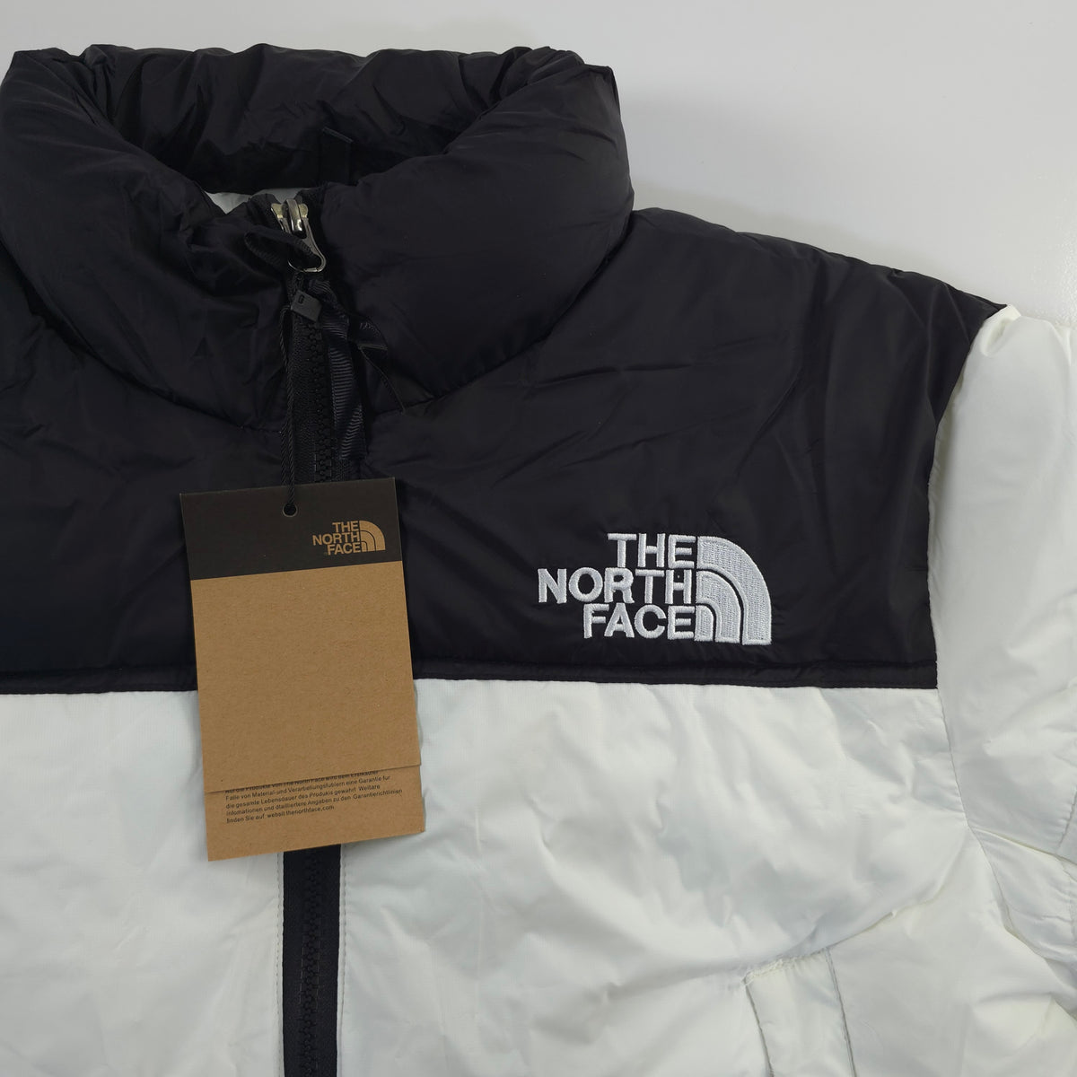 THE NORTH FACE