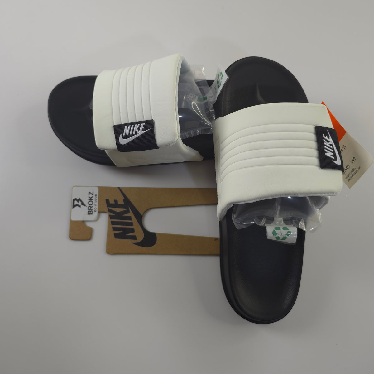 SANDALIAS NIKE  OFFCOURT ADJUST