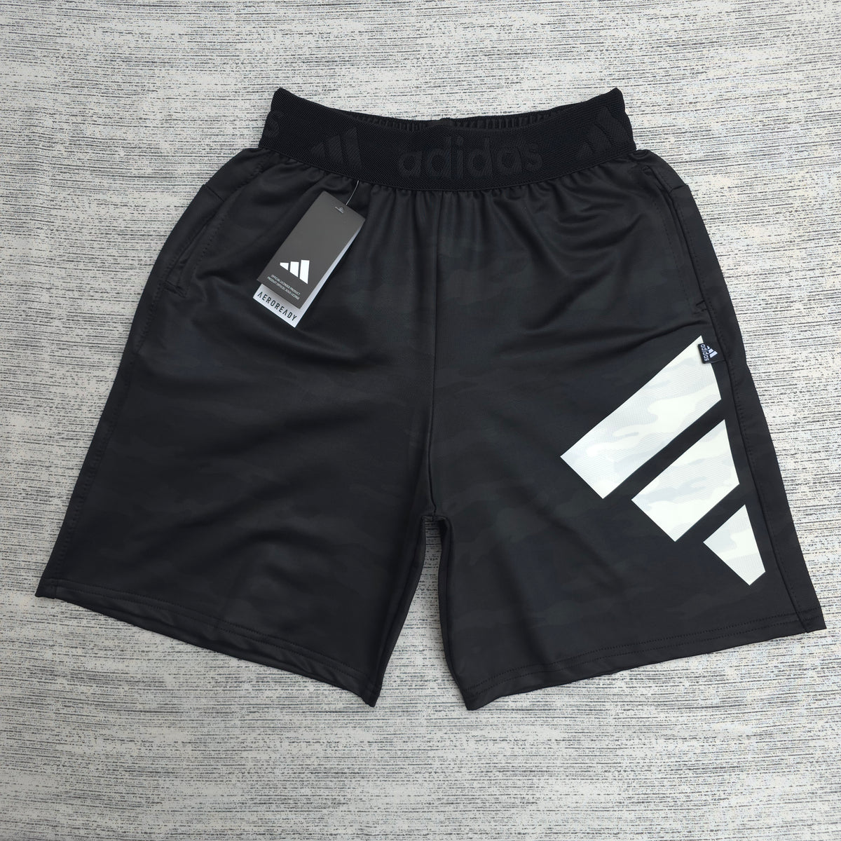 SHORT ADIDAS / HOMBRE