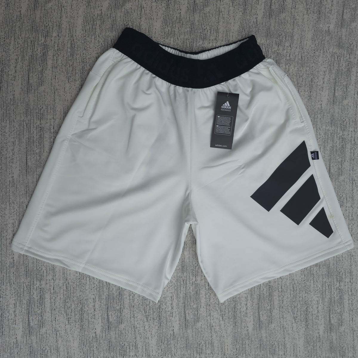 SHORT ADIDAS / HOMBRE