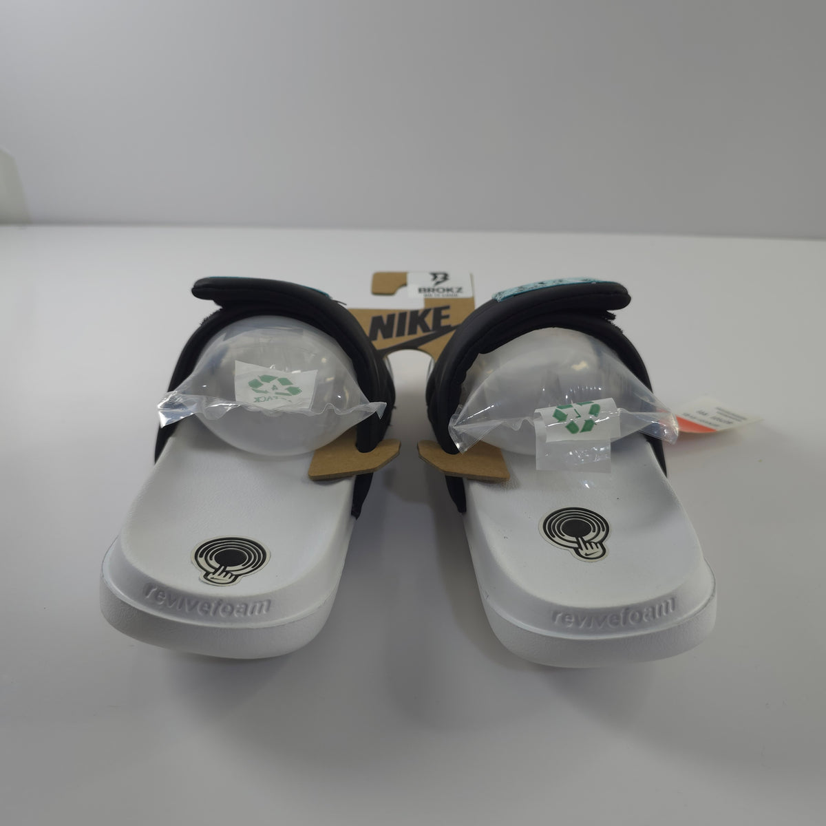 SANDALIAS NIKE  OFFCOURT ADJUST