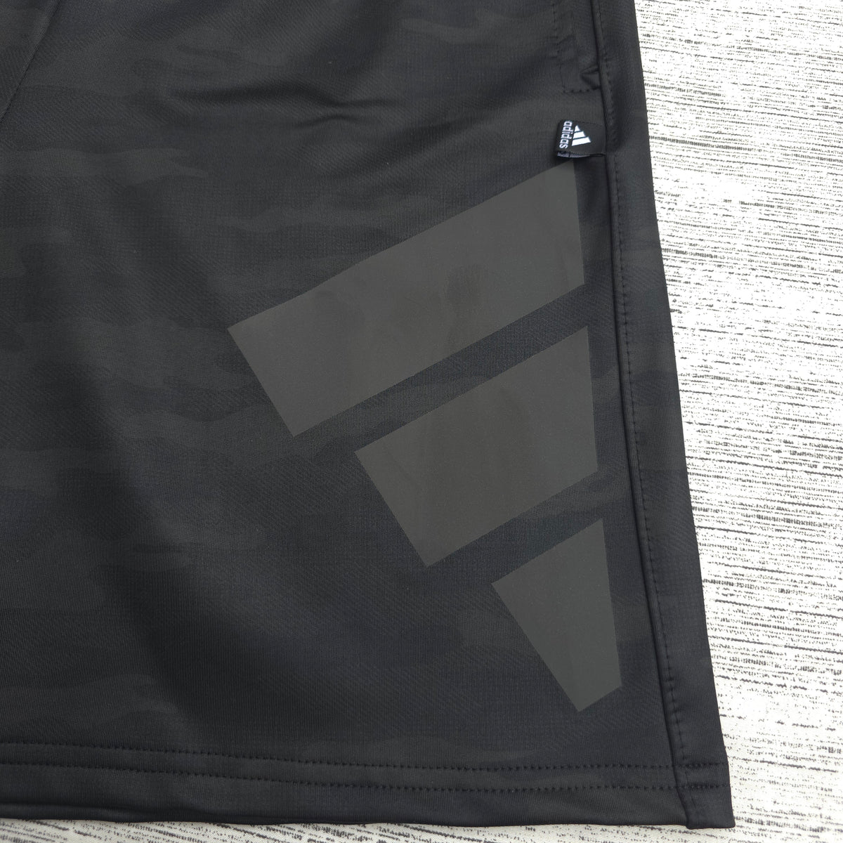 SHORT ADIDAS / HOMBRE