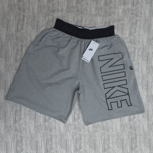 SHORT NIKE / HOMBRE