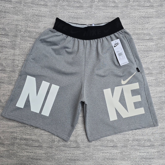 SHORT NIKE / HOMBRE