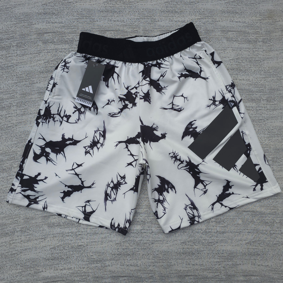 SHORT ADIDAS / HOMBRE